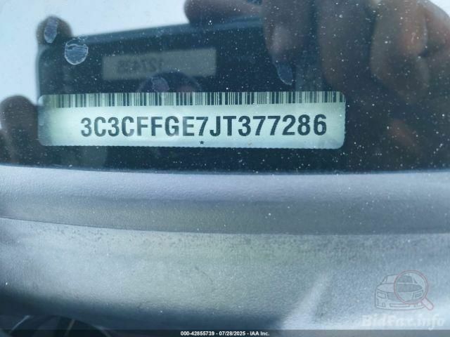 Сірий Фіат 500, об'ємом двигуна 0 л та пробігом 29 тис. км за 10999 $, фото 4 на Automoto.ua