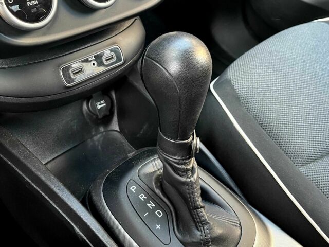 Серый Фиат 500, объемом двигателя 2.4 л и пробегом 47 тыс. км за 12900 $, фото 10 на Automoto.ua