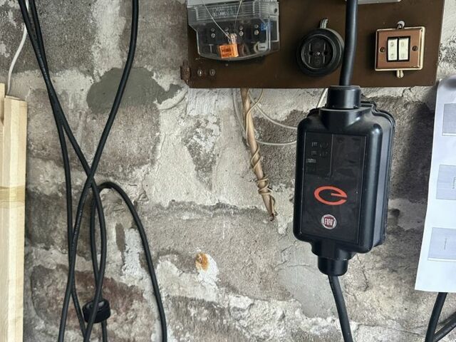 Серый Фиат 500, объемом двигателя 0 л и пробегом 60 тыс. км за 9200 $, фото 10 на Automoto.ua