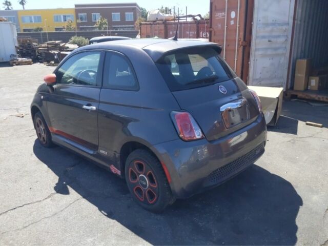 Серый Фиат 500, объемом двигателя 0 л и пробегом 60 тыс. км за 8000 $, фото 2 на Automoto.ua