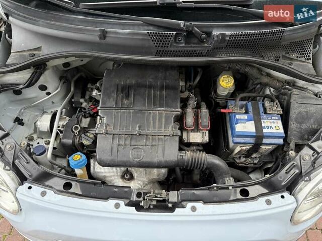 Фіат 500 2010 у Львові на Automoto.ua Синій Фіат 500, об'ємом двигуна 1.24 л та пробігом 106 тис. км за 6700 $, фото 19 на Automoto.ua