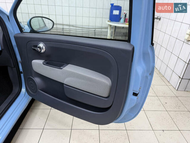 Синий Фиат 500, объемом двигателя 1.25 л и пробегом 188 тыс. км за 5900 $, фото 11 на Automoto.ua