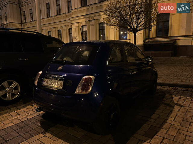 Синий Фиат 500, объемом двигателя 1.37 л и пробегом 125 тыс. км за 7500 $, фото 3 на Automoto.ua