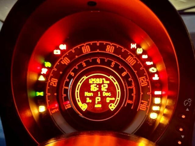 Синій Фіат 500, об'ємом двигуна 1.4 л та пробігом 125 тис. км за 6900 $, фото 10 на Automoto.ua