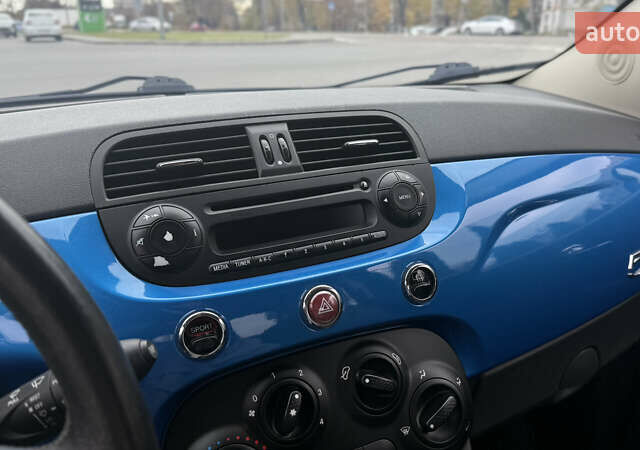 Синий Фиат 500, объемом двигателя 1.37 л и пробегом 124 тыс. км за 8500 $, фото 8 на Automoto.ua