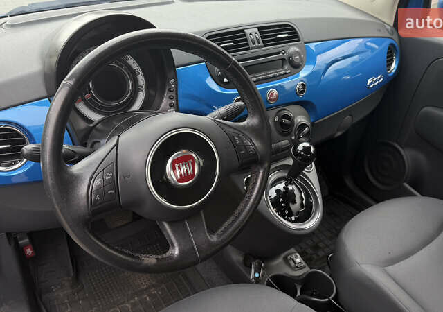 Синий Фиат 500, объемом двигателя 1.37 л и пробегом 125 тыс. км за 8500 $, фото 6 на Automoto.ua