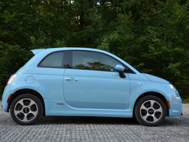 Синий Фиат 500, объемом двигателя 0 л и пробегом 53 тыс. км за 6000 $, фото 7 на Automoto.ua