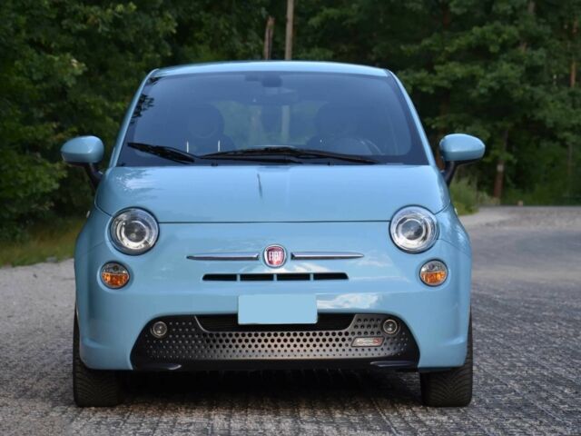 Синий Фиат 500, объемом двигателя 0 л и пробегом 53 тыс. км за 6000 $, фото 1 на Automoto.ua