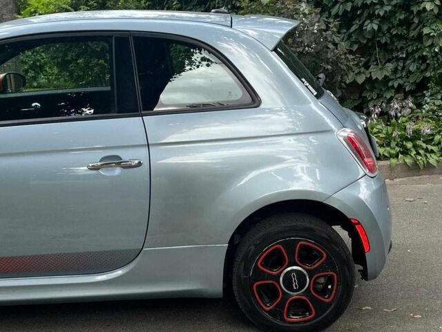 Синий Фиат 500, объемом двигателя 0 л и пробегом 94 тыс. км за 6990 $, фото 7 на Automoto.ua