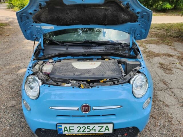 Синій Фіат 500, об'ємом двигуна 0 л та пробігом 133 тис. км за 7500 $, фото 7 на Automoto.ua