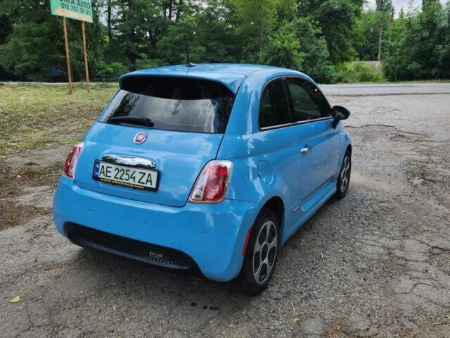 Синій Фіат 500, об'ємом двигуна 0 л та пробігом 133 тис. км за 7500 $, фото 3 на Automoto.ua