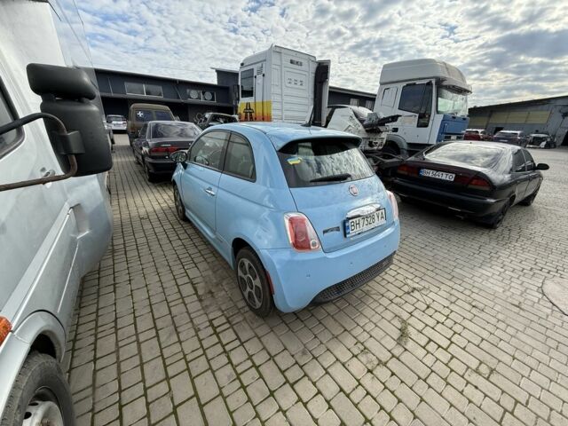 Фиат 500 2016 в Одессе на Automoto.ua Синий Фиат 500, объемом двигателя 0 л и пробегом 107 тыс. км за 5000 $, фото 2 на Automoto.ua