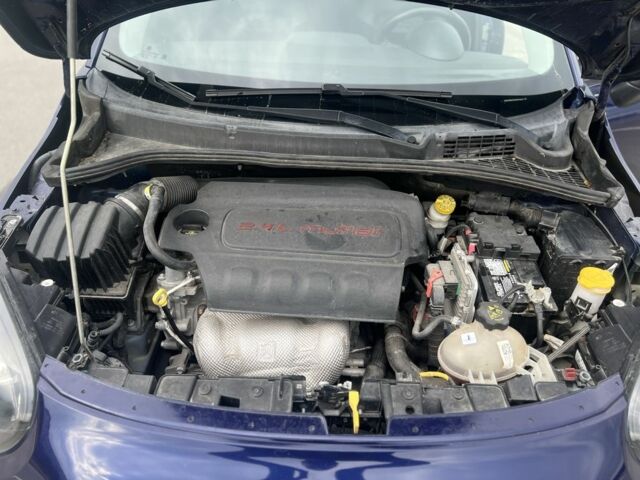 Синий Фиат 500, объемом двигателя 2.4 л и пробегом 120 тыс. км за 10500 $, фото 18 на Automoto.ua