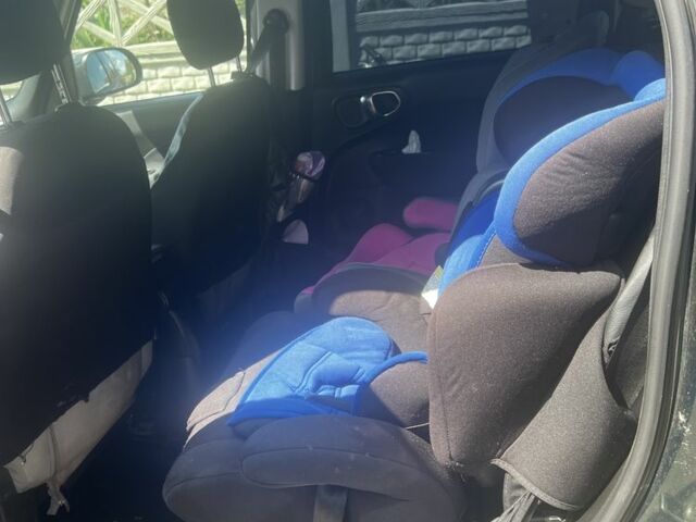 Зелений Фіат 500, об'ємом двигуна 1.4 л та пробігом 126 тис. км за 7000 $, фото 7 на Automoto.ua