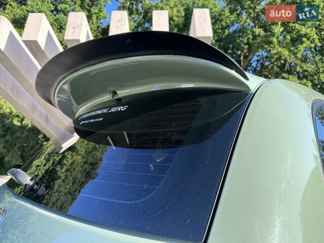 Зеленый Фиат 500, объемом двигателя 1.37 л и пробегом 115 тыс. км за 8700 $, фото 8 на Automoto.ua