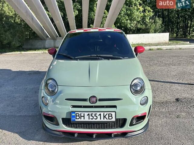 Зеленый Фиат 500, объемом двигателя 1.37 л и пробегом 115 тыс. км за 8700 $, фото 4 на Automoto.ua