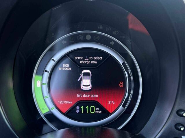 Оранжевый Фиат 500, объемом двигателя 0 л и пробегом 123 тыс. км за 5690 $, фото 14 на Automoto.ua