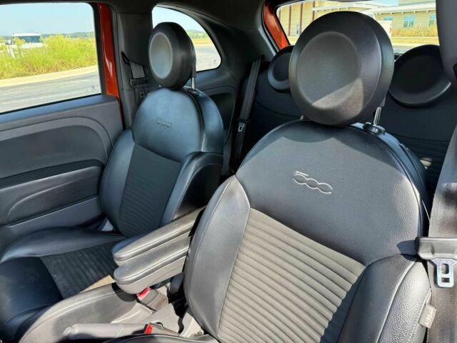 Оранжевый Фиат 500, объемом двигателя 1.4 л и пробегом 76 тыс. км за 6000 $, фото 10 на Automoto.ua