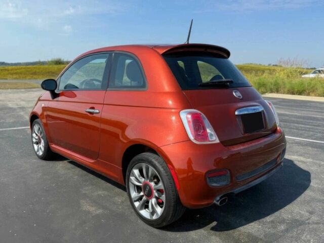 Оранжевый Фиат 500, объемом двигателя 1.4 л и пробегом 76 тыс. км за 6000 $, фото 4 на Automoto.ua