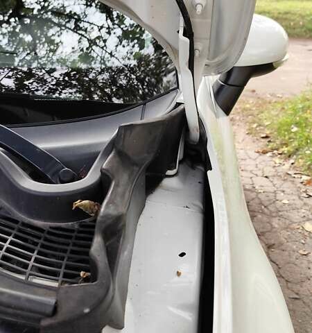 Фиат 500 X 2015 в Харькове на Automoto.ua Белый Фиат 500 X, объемом двигателя 2.4 л и пробегом 124 тыс. км за 12600 $, фото 18 на Automoto.ua