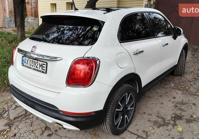 Фиат 500 X 2015 в Харькове на Automoto.ua Белый Фиат 500 X, объемом двигателя 2.4 л и пробегом 124 тыс. км за 12600 $, фото 4 на Automoto.ua