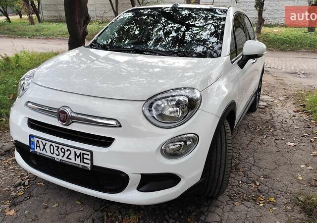 Фиат 500 X 2015 в Харькове на Automoto.ua Белый Фиат 500 X, объемом двигателя 2.4 л и пробегом 124 тыс. км за 12600 $, фото 1 на Automoto.ua