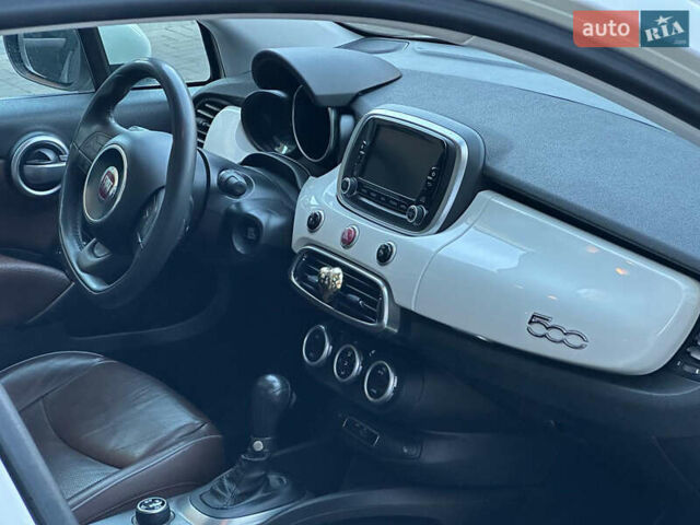Белый Фиат 500X, объемом двигателя 2.36 л и пробегом 188 тыс. км за 10800 $, фото 4 на Automoto.ua