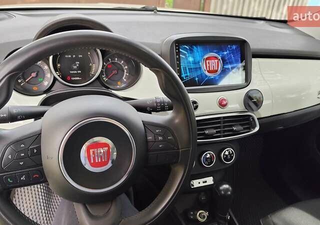 Фиат 500 X 2015 в Харькове на Automoto.ua Белый Фиат 500 X, объемом двигателя 2.4 л и пробегом 124 тыс. км за 12600 $, фото 16 на Automoto.ua