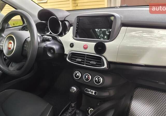 Фиат 500 X 2015 в Харькове на Automoto.ua Белый Фиат 500 X, объемом двигателя 2.4 л и пробегом 124 тыс. км за 12600 $, фото 14 на Automoto.ua