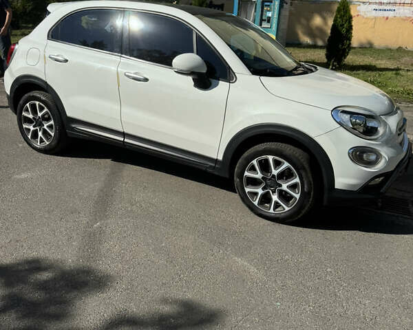 Білий Фіат 500X, об'ємом двигуна 2 л та пробігом 139 тис. км за 13500 $, фото 3 на Automoto.ua