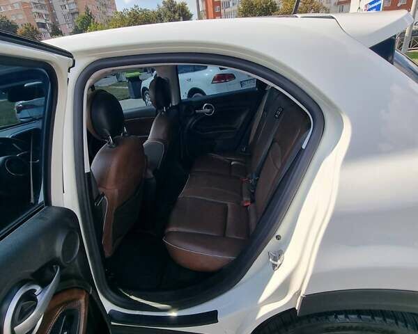 Білий Фіат 500 X, об'ємом двигуна 1.96 л та пробігом 68 тис. км за 15700 $, фото 16 на Automoto.ua