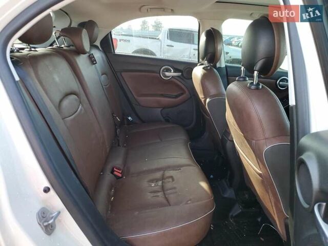 Белый Фиат 500X, объемом двигателя 2.4 л и пробегом 53 тыс. км за 2900 $, фото 9 на Automoto.ua