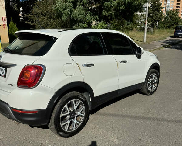 Білий Фіат 500X, об'ємом двигуна 2 л та пробігом 139 тис. км за 13500 $, фото 13 на Automoto.ua