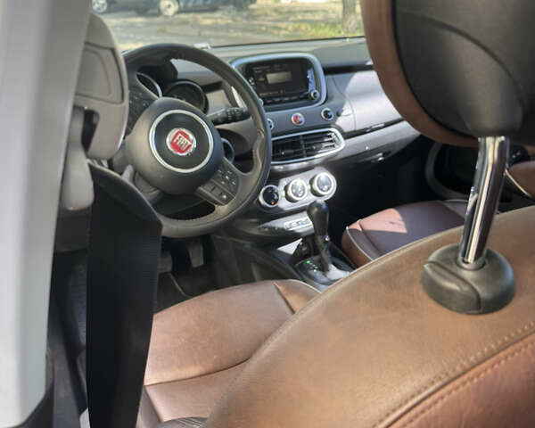 Білий Фіат 500X, об'ємом двигуна 2 л та пробігом 139 тис. км за 13500 $, фото 23 на Automoto.ua