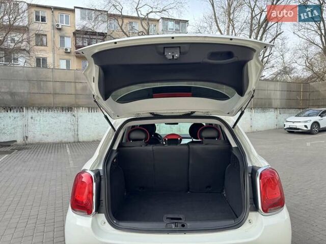 Белый Фиат 500 X, объемом двигателя 2.4 л и пробегом 122 тыс. км за 11700 $, фото 11 на Automoto.ua
