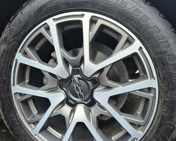 Белый Фиат 500X, объемом двигателя 2.36 л и пробегом 90 тыс. км за 12500 $, фото 14 на Automoto.ua