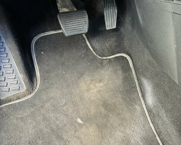 Білий Фіат 500X, об'ємом двигуна 2 л та пробігом 139 тис. км за 13500 $, фото 22 на Automoto.ua