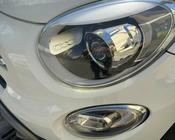 Білий Фіат 500X, об'ємом двигуна 2 л та пробігом 139 тис. км за 13500 $, фото 7 на Automoto.ua