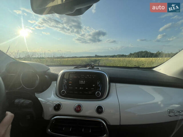 Белый Фиат 500X, объемом двигателя 2.36 л и пробегом 199 тыс. км за 12800 $, фото 6 на Automoto.ua