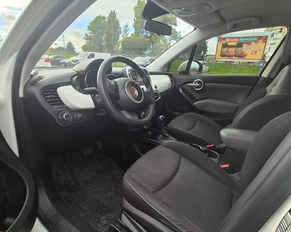 Белый Фиат 500X, объемом двигателя 2.36 л и пробегом 90 тыс. км за 12500 $, фото 7 на Automoto.ua