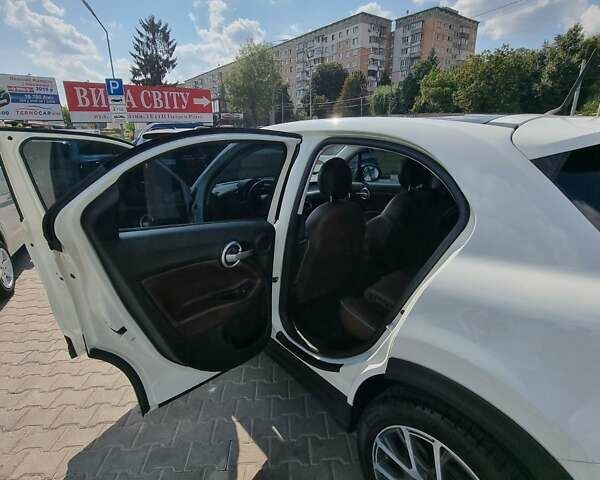 Білий Фіат 500 X, об'ємом двигуна 1.96 л та пробігом 68 тис. км за 15700 $, фото 15 на Automoto.ua