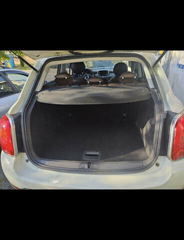 Білий Фіат 500X, об'ємом двигуна 2 л та пробігом 139 тис. км за 13500 $, фото 29 на Automoto.ua