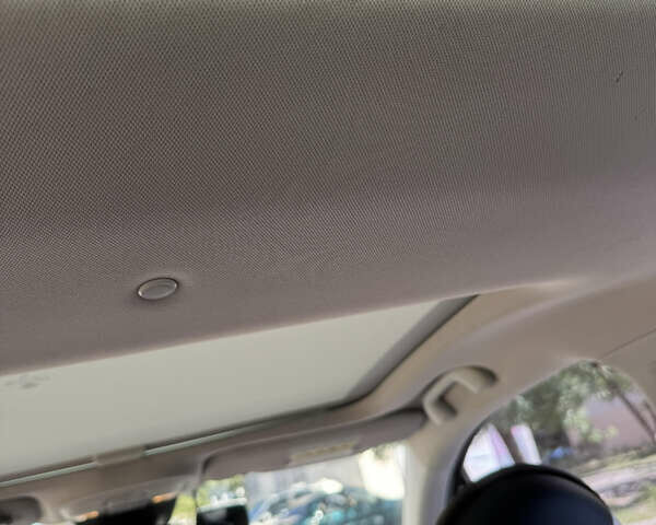 Білий Фіат 500X, об'ємом двигуна 2 л та пробігом 139 тис. км за 13500 $, фото 27 на Automoto.ua