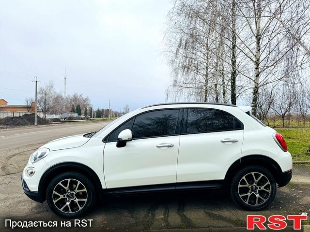 Білий Фіат 500X, об'ємом двигуна 1.4 л та пробігом 58 тис. км за 13500 $, фото 3 на Automoto.ua