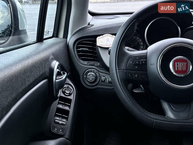 Белый Фиат 500X, объемом двигателя 1.4 л и пробегом 137 тыс. км за 13000 $, фото 36 на Automoto.ua