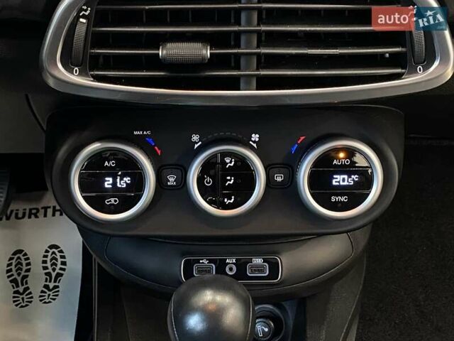 Білий Фіат 500X, об'ємом двигуна 1.4 л та пробігом 73 тис. км за 13500 $, фото 11 на Automoto.ua