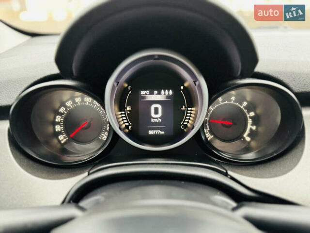 Білий Фіат 500X, об'ємом двигуна 1.4 л та пробігом 58 тис. км за 13500 $, фото 7 на Automoto.ua