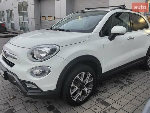 Белый Фиат 500X, объемом двигателя 1.4 л и пробегом 64 тыс. км за 17000 $, фото 3 на Automoto.ua