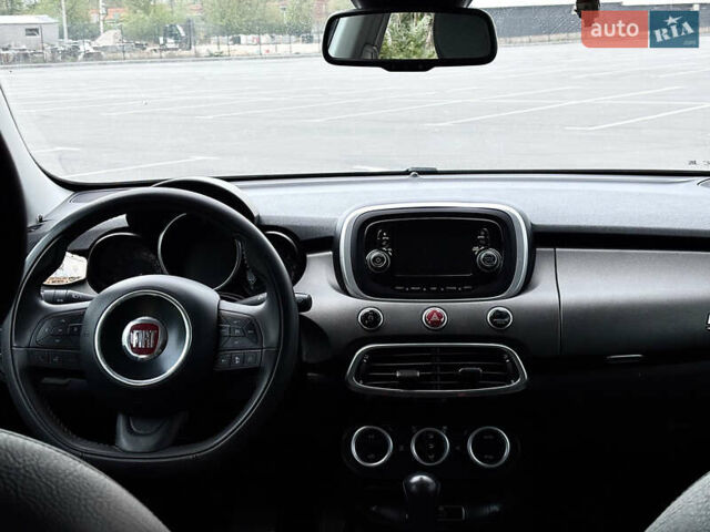 Белый Фиат 500X, объемом двигателя 1.4 л и пробегом 137 тыс. км за 13000 $, фото 35 на Automoto.ua