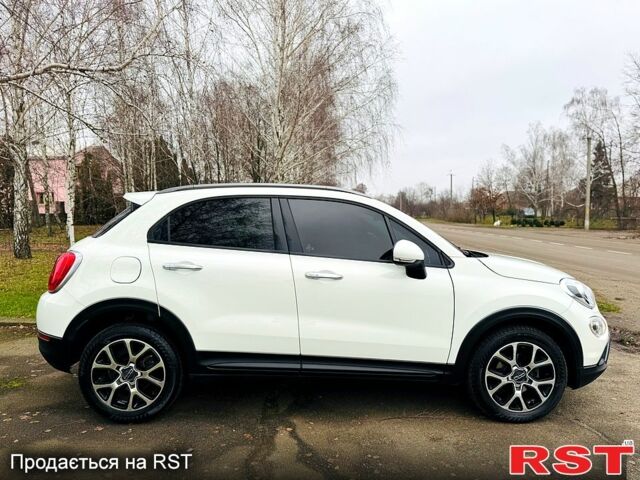 Білий Фіат 500X, об'ємом двигуна 1.4 л та пробігом 58 тис. км за 13500 $, фото 1 на Automoto.ua